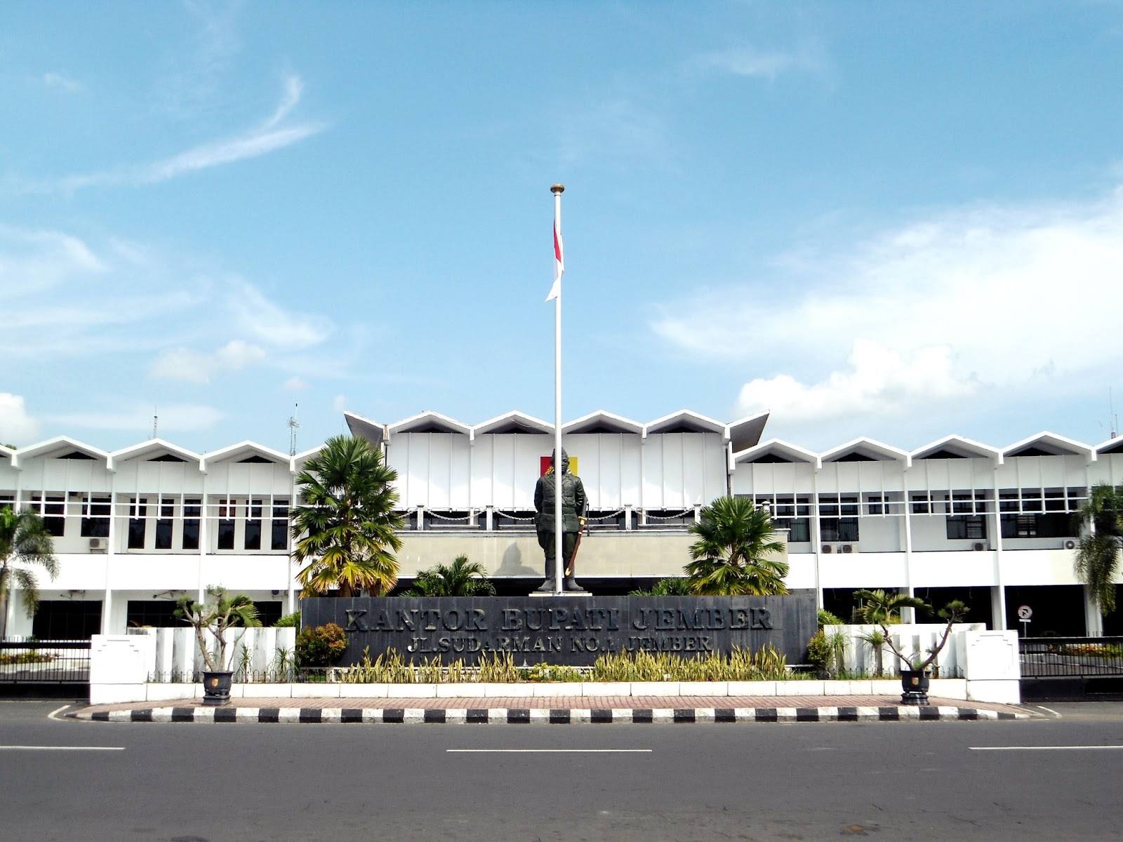 Travel Malang Jember